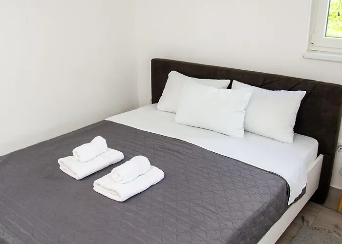 Maslacak فردنيك