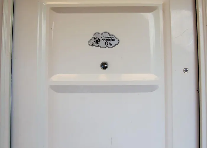 Maslacak فردنيك